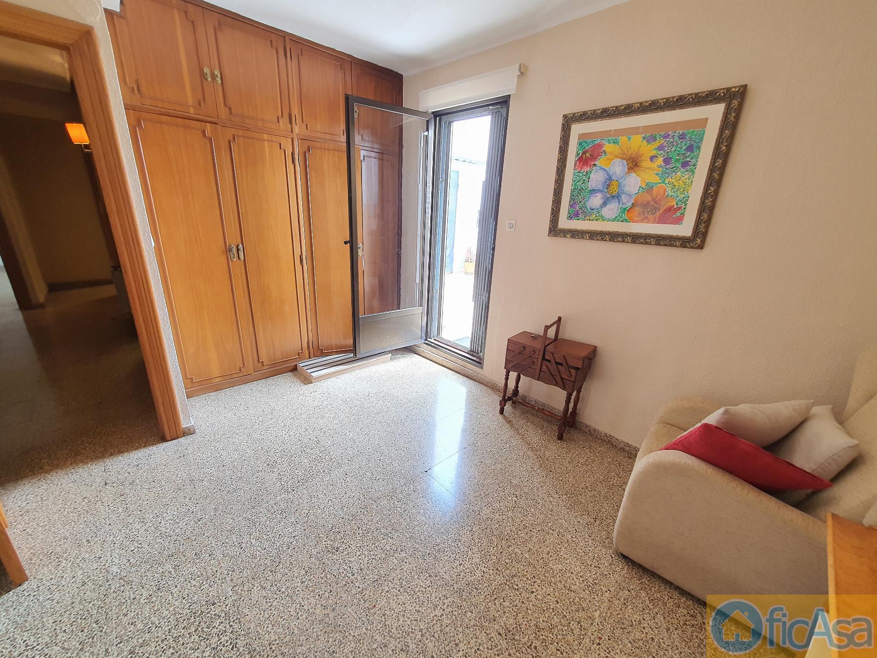 For sale of penthouse in Castellón