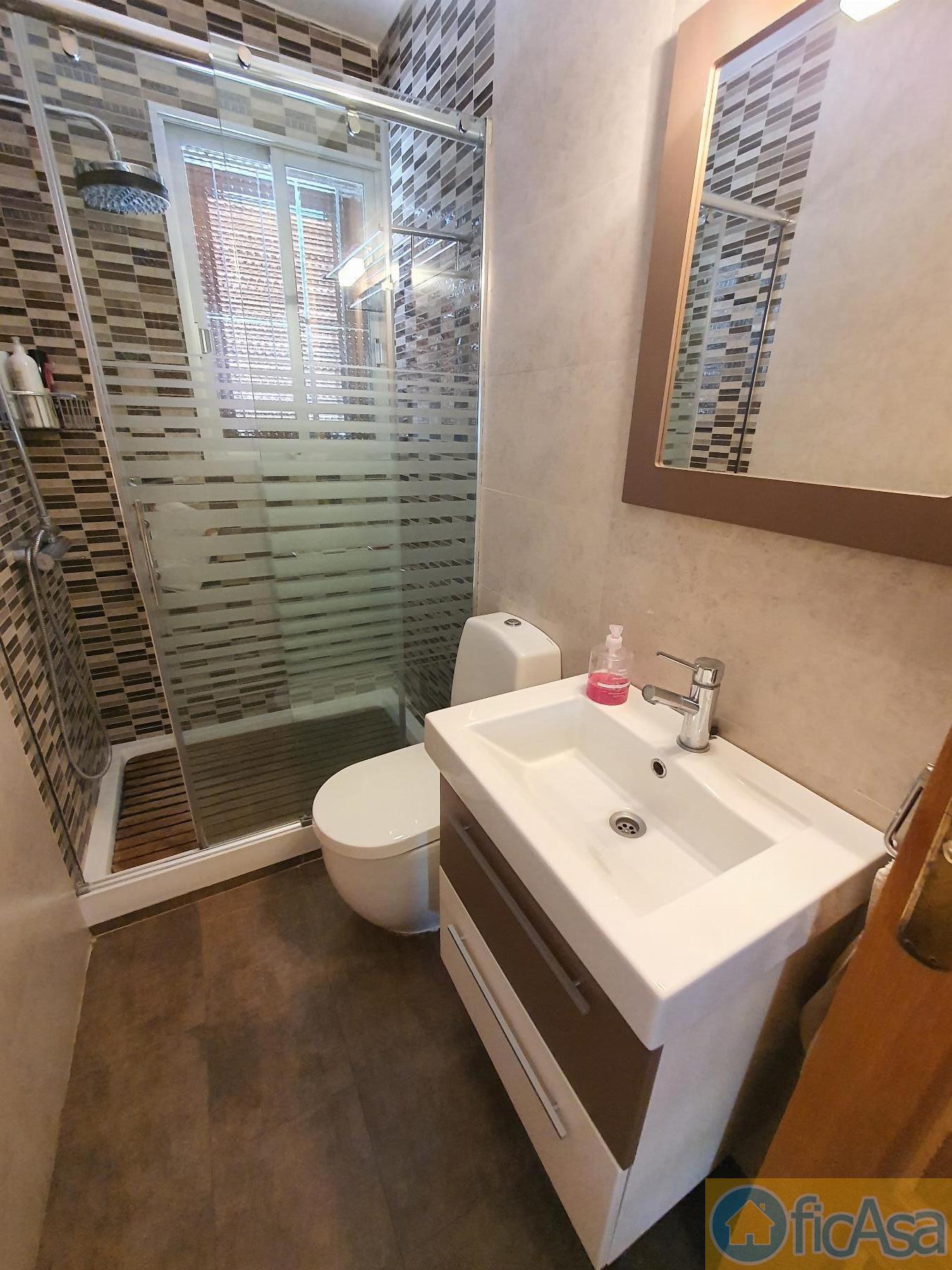 For sale of penthouse in Castellón