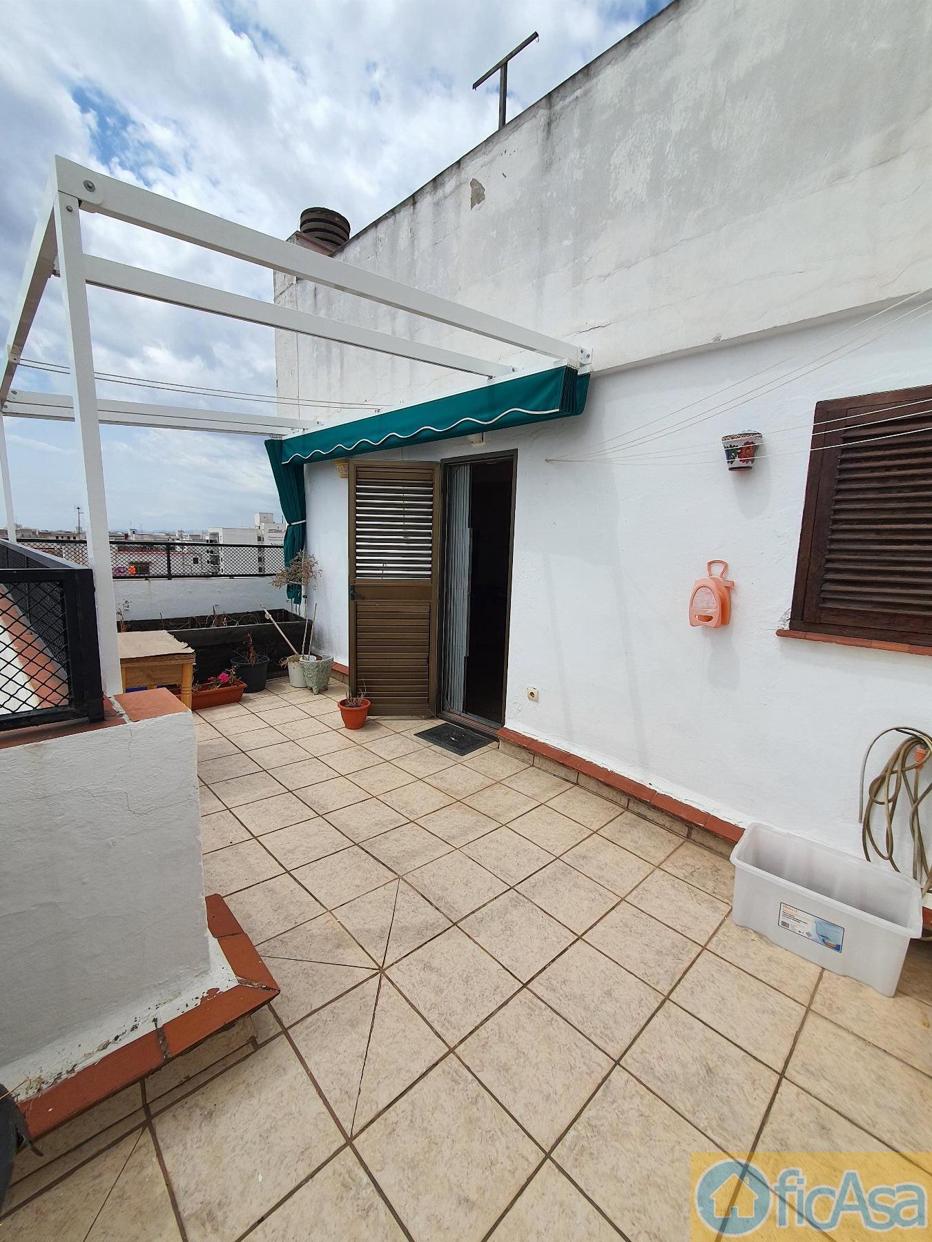 For sale of penthouse in Castellón