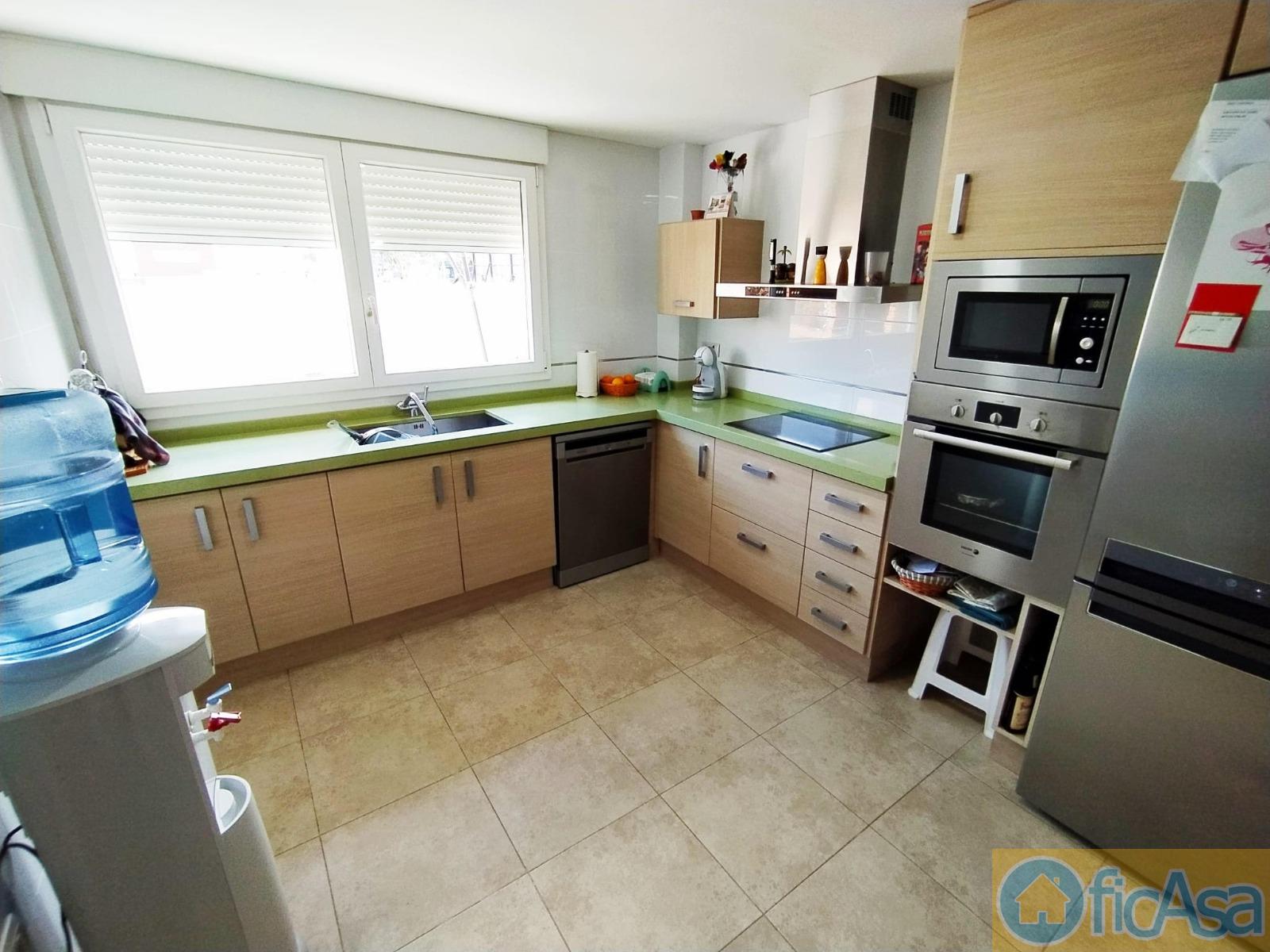 For sale of house in Castellón