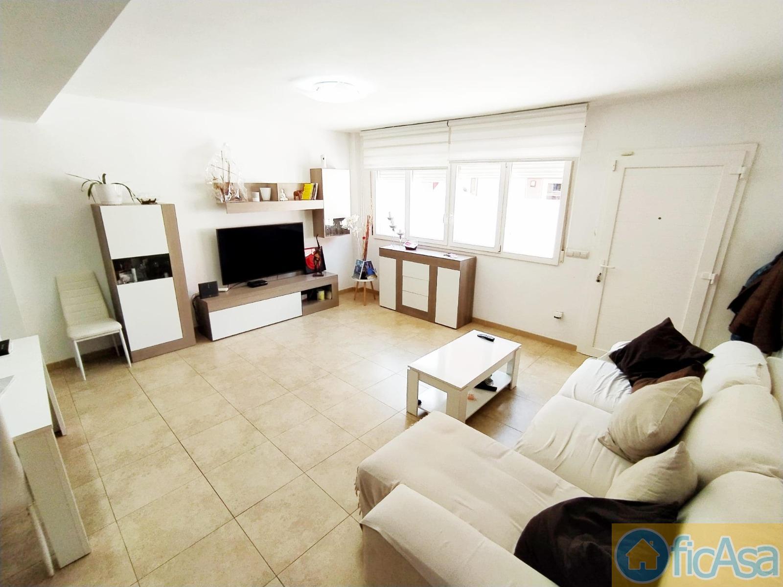 For sale of house in Castellón