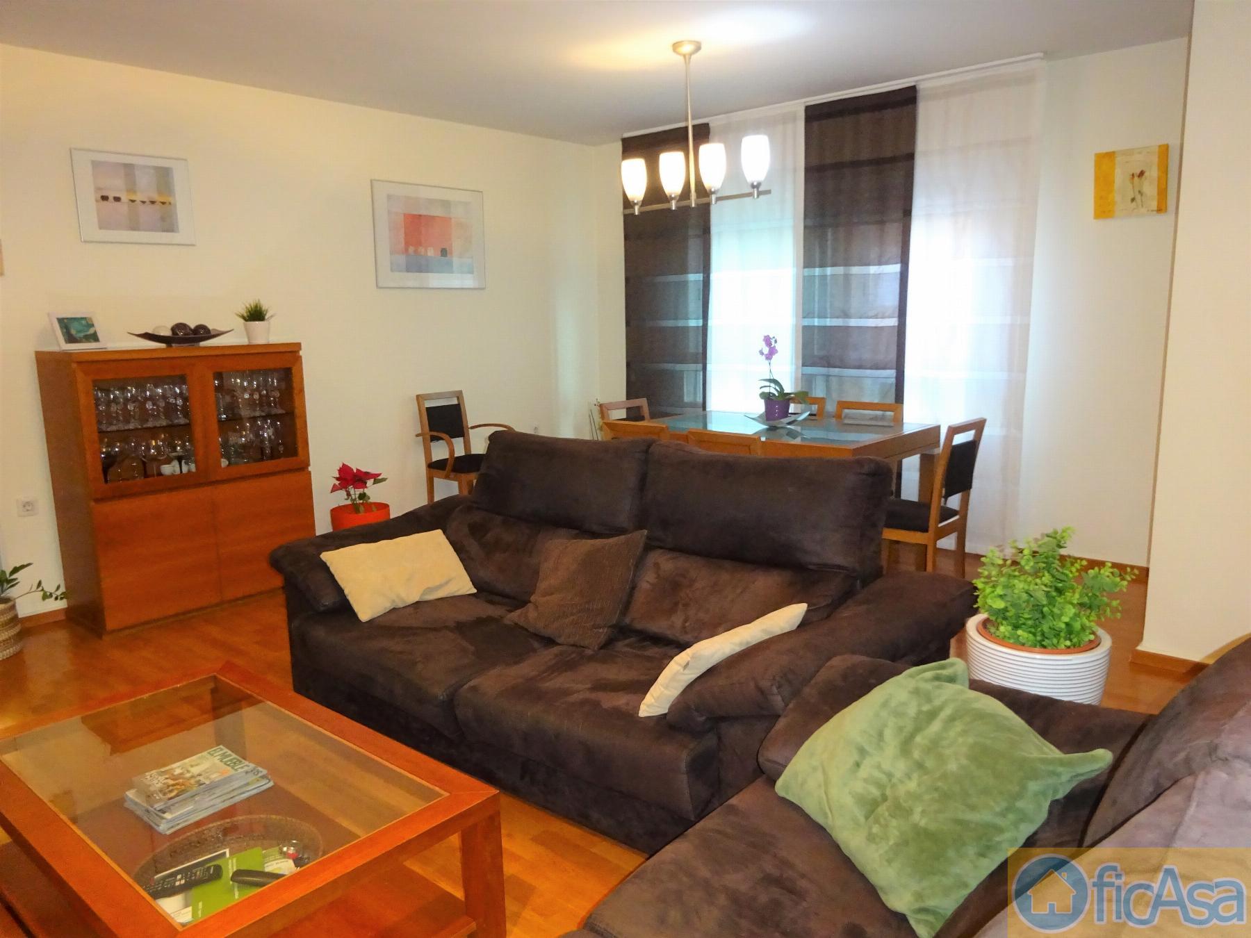 For sale of flat in Castellón