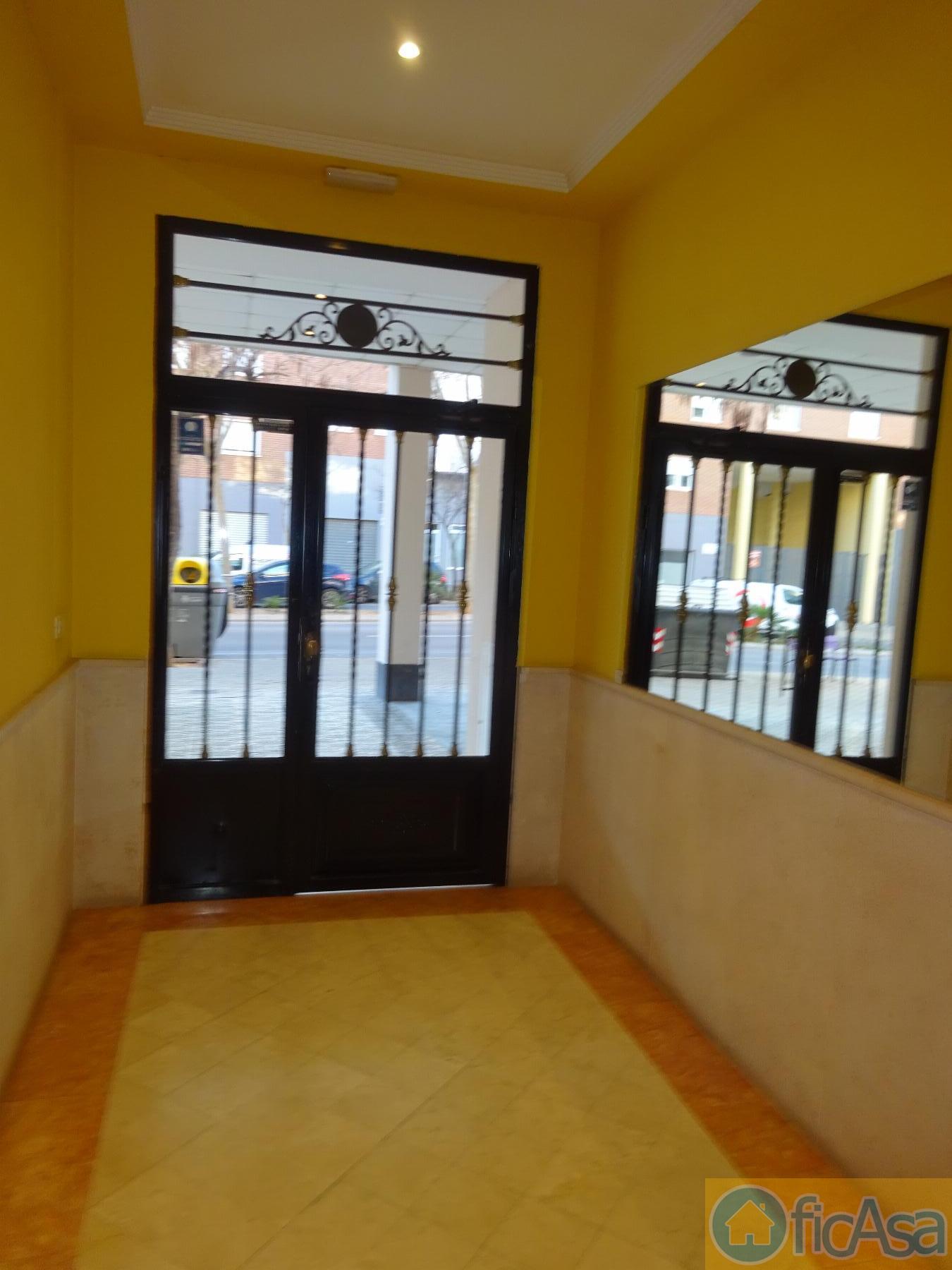 For sale of flat in Castellón