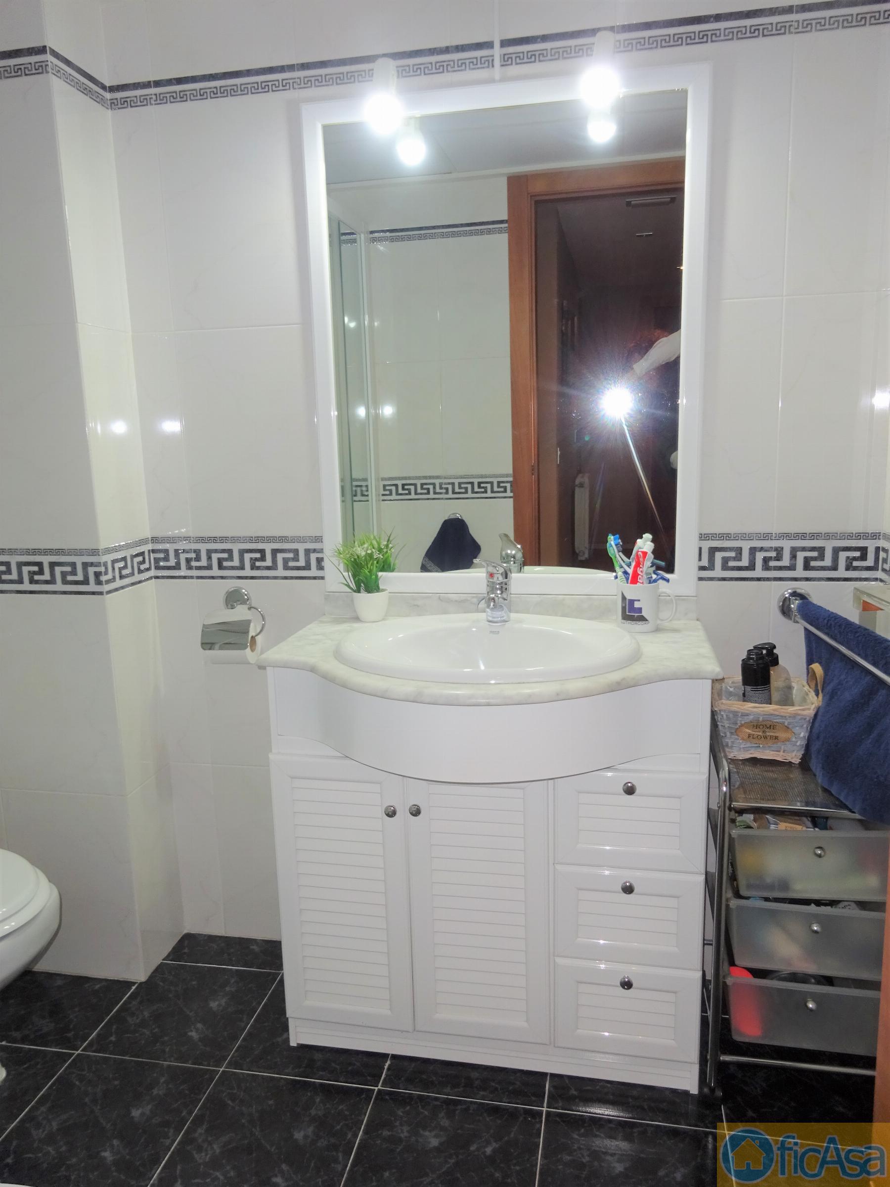 For sale of flat in Castellón