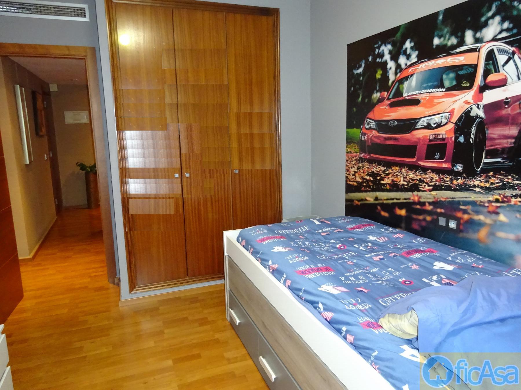 For sale of flat in Castellón