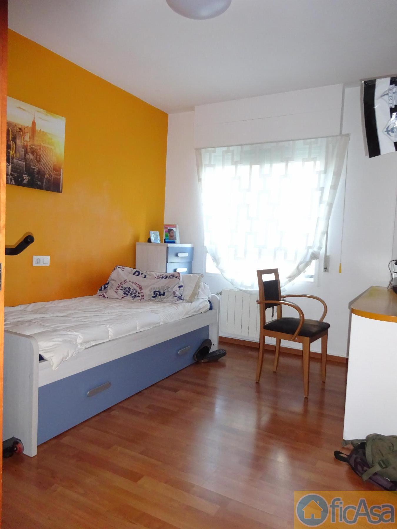 For sale of flat in Castellón
