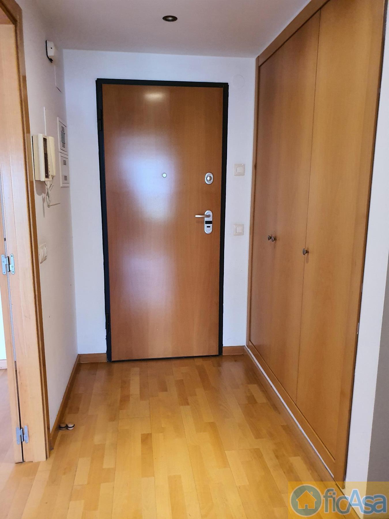 For sale of flat in Castellón