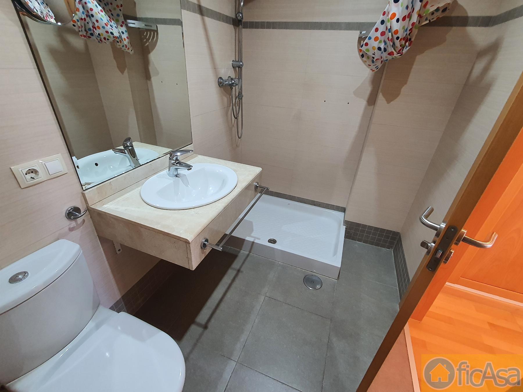 For sale of flat in Castellón