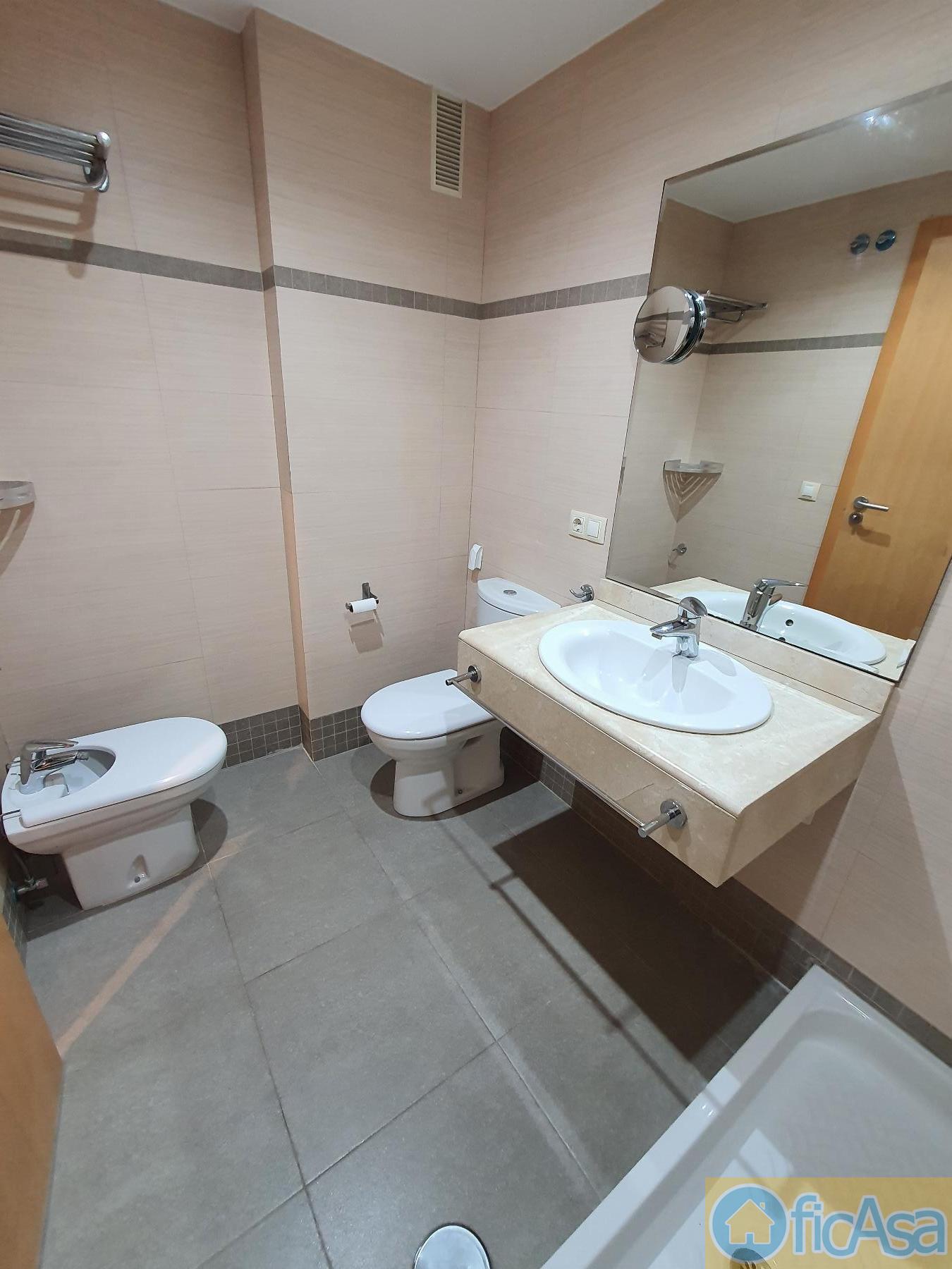 For sale of flat in Castellón
