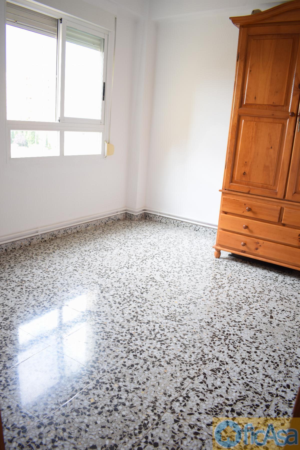 For sale of flat in Castellón
