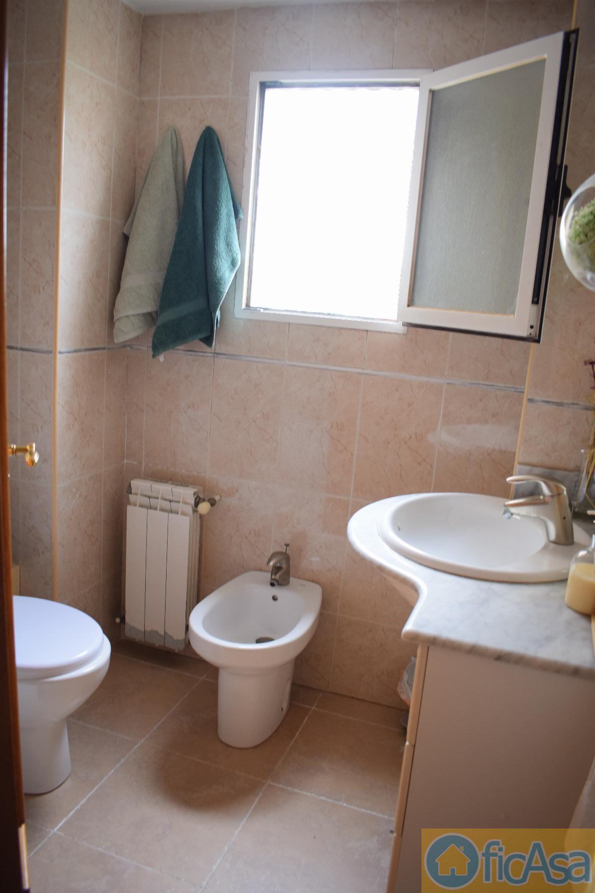 For sale of flat in Castellón