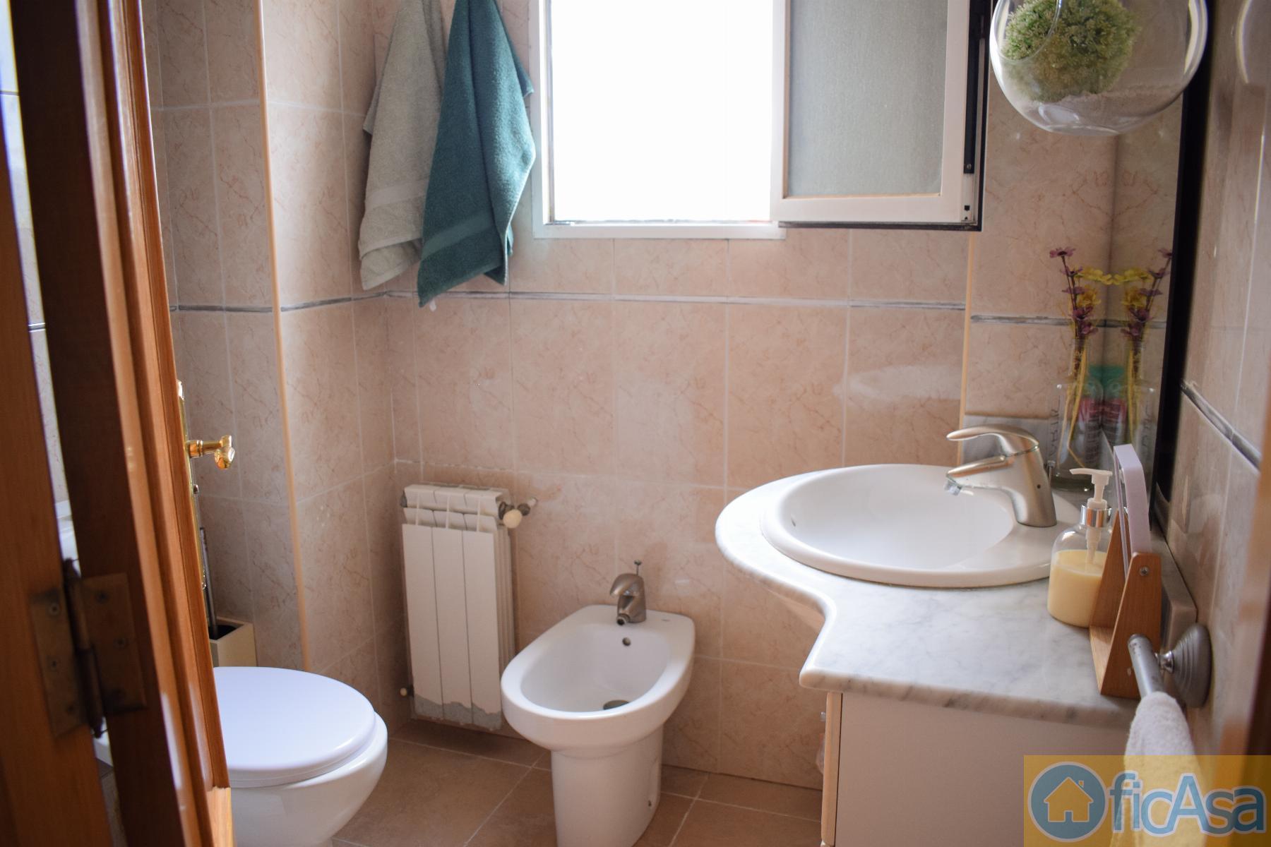 For sale of flat in Castellón
