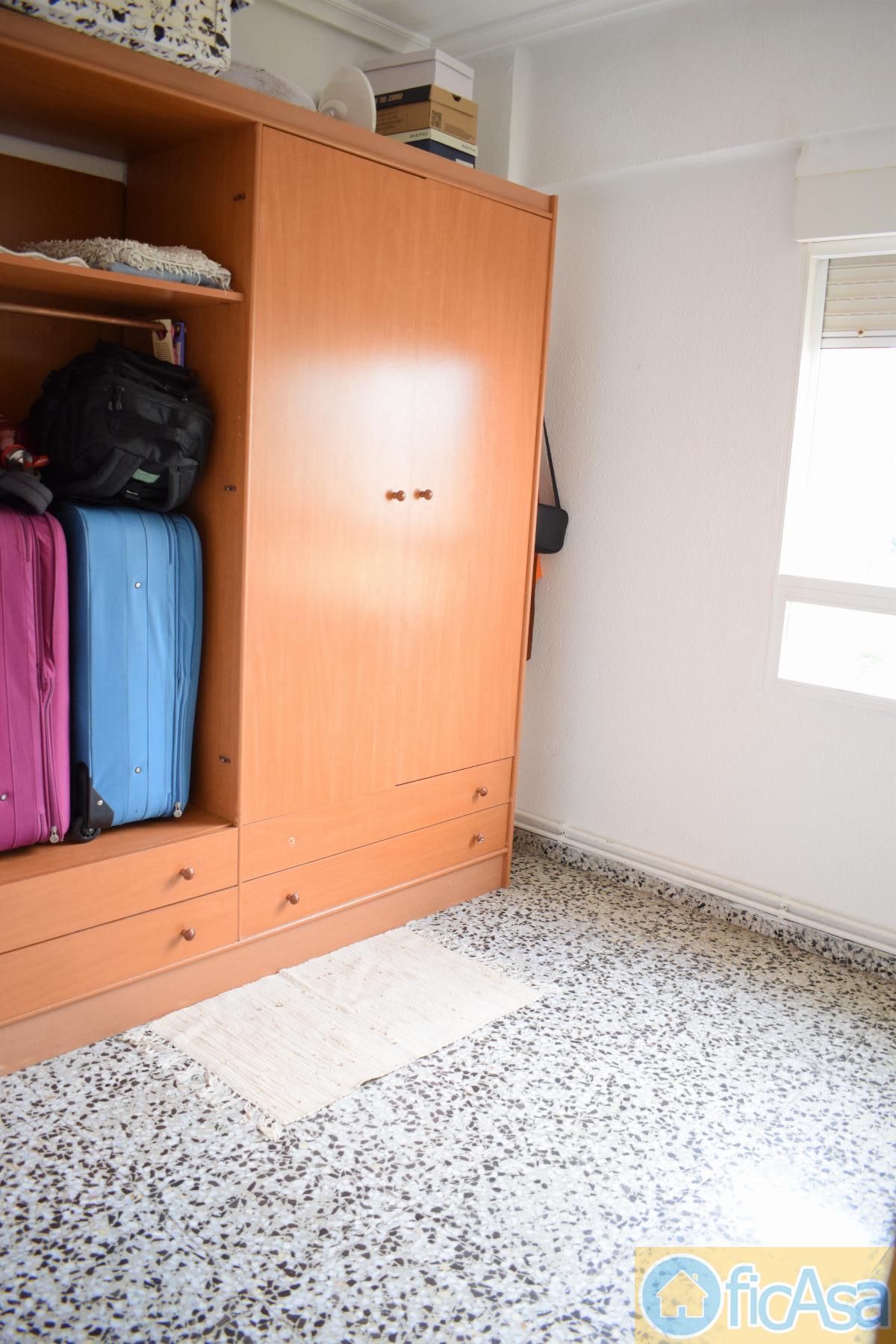 For sale of flat in Castellón