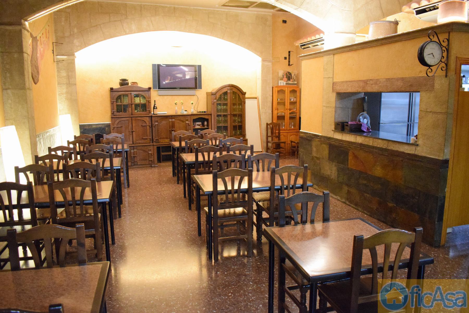 For sale of commercial in Castellón