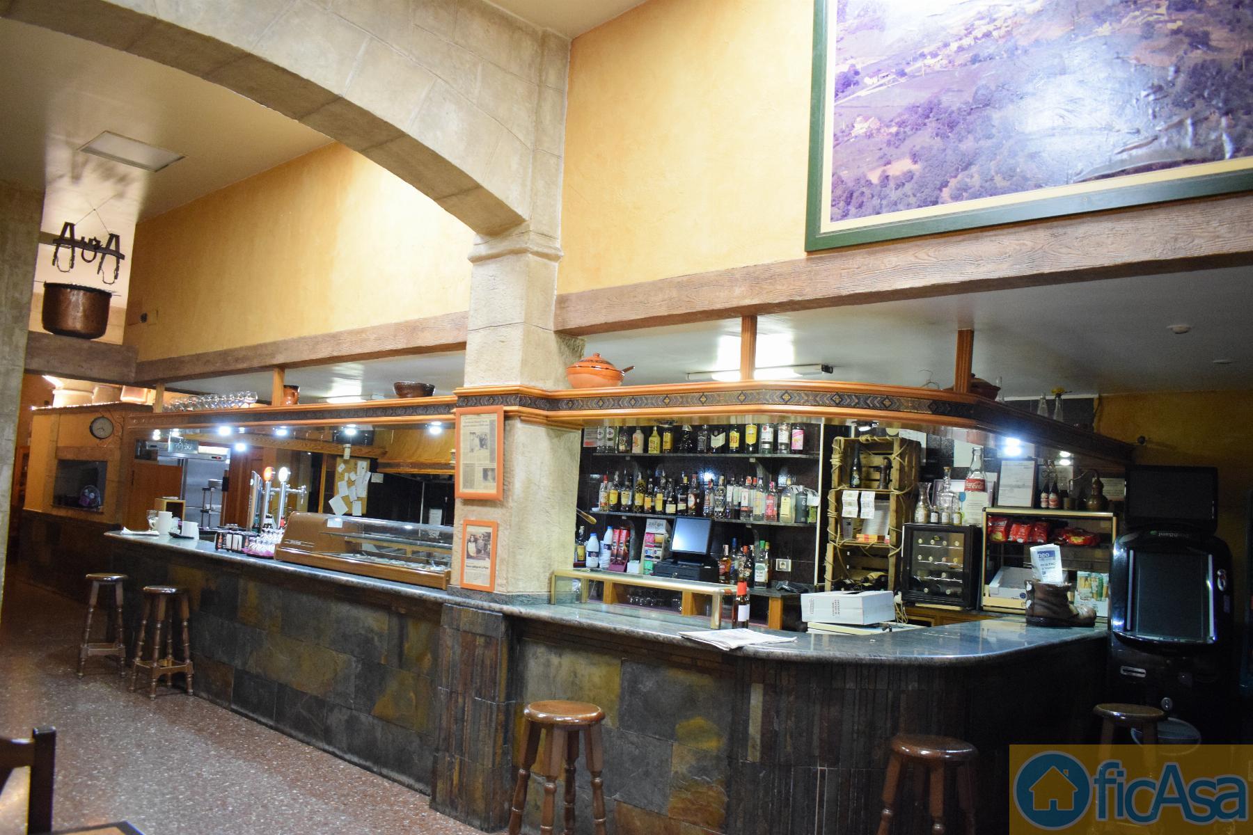 For sale of commercial in Castellón