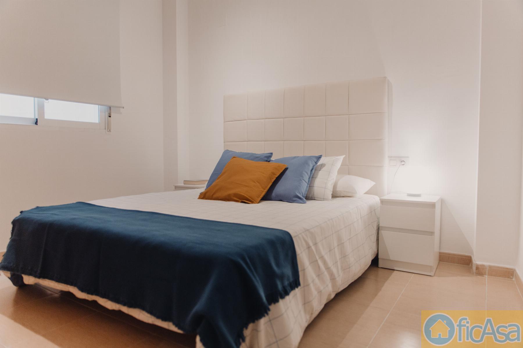 For sale of flat in Almazora