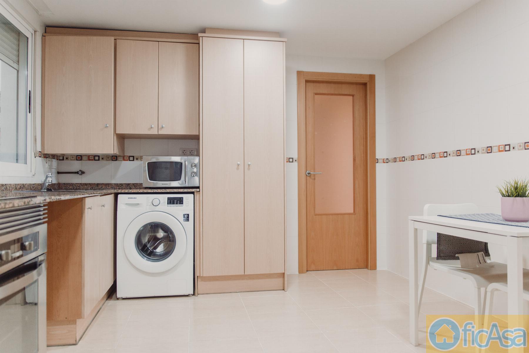 For sale of flat in Almazora