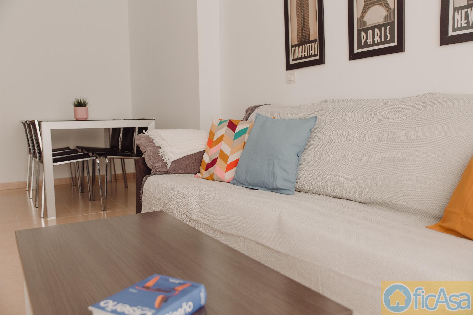 For sale of flat in Almazora
