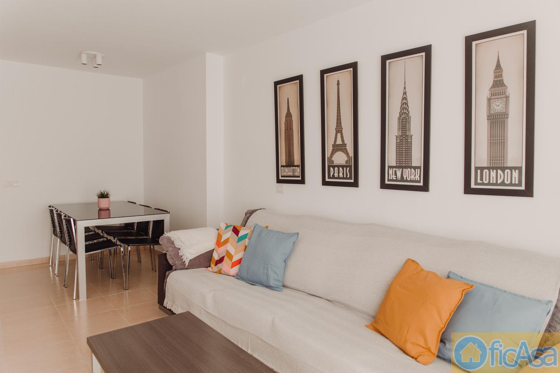 For sale of flat in Almazora