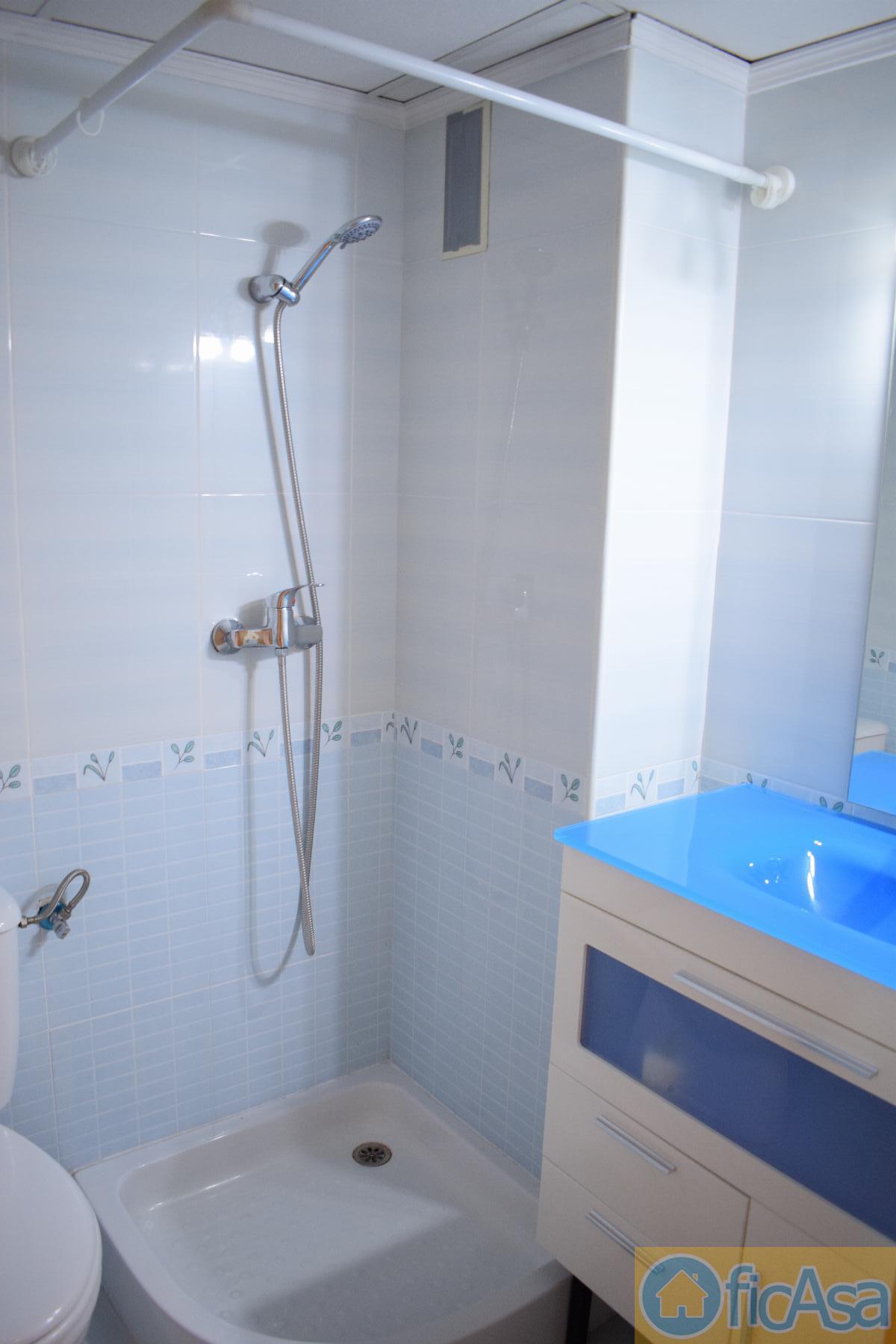 For sale of flat in Almazora