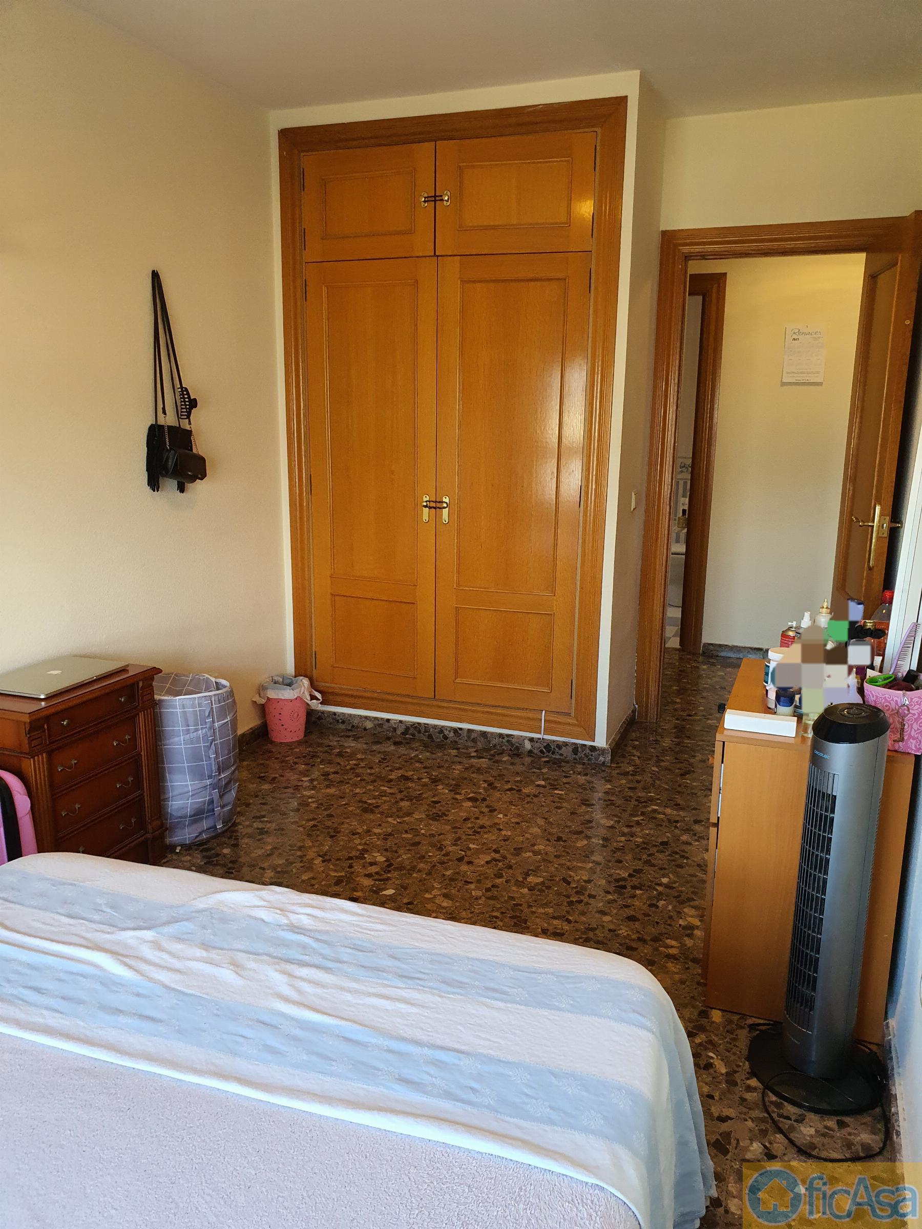 For sale of flat in Castellón