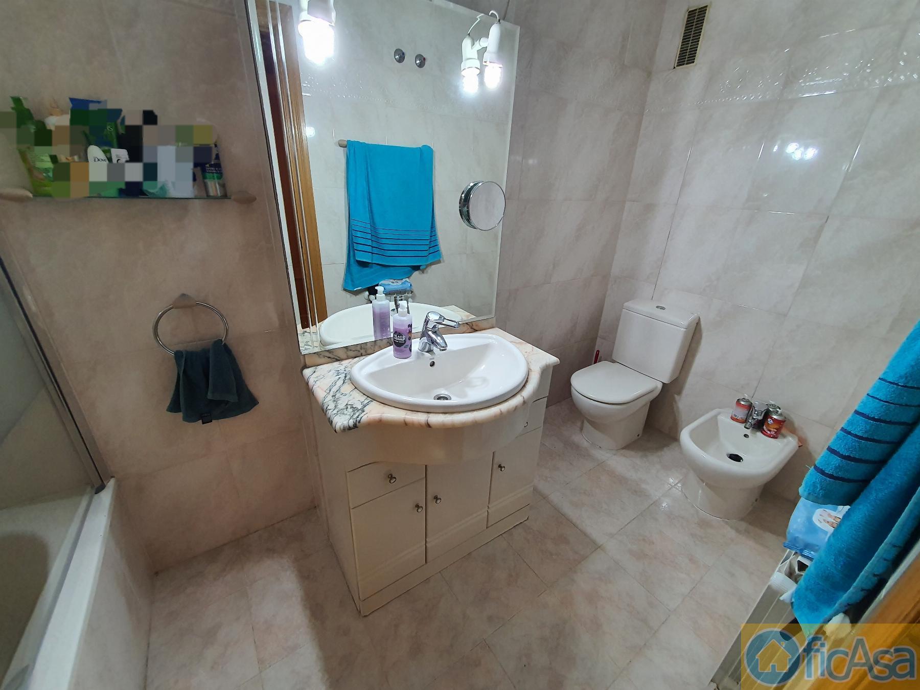 For sale of flat in Castellón