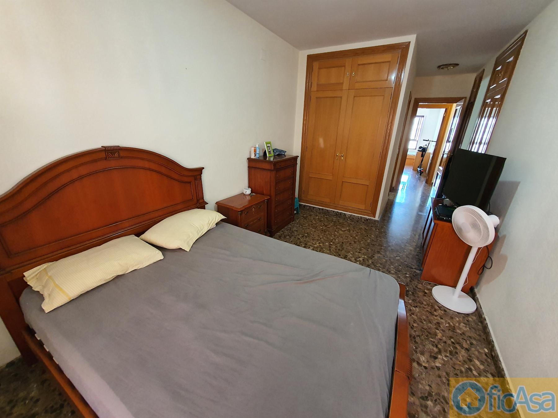 For sale of flat in Castellón