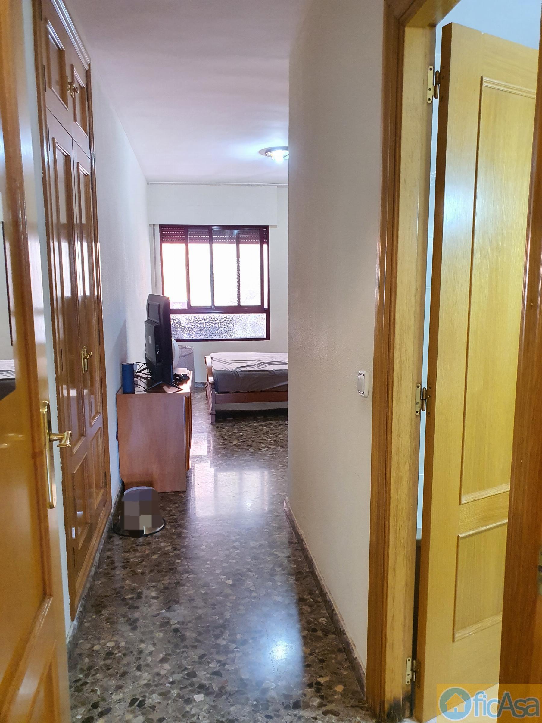 For sale of flat in Castellón