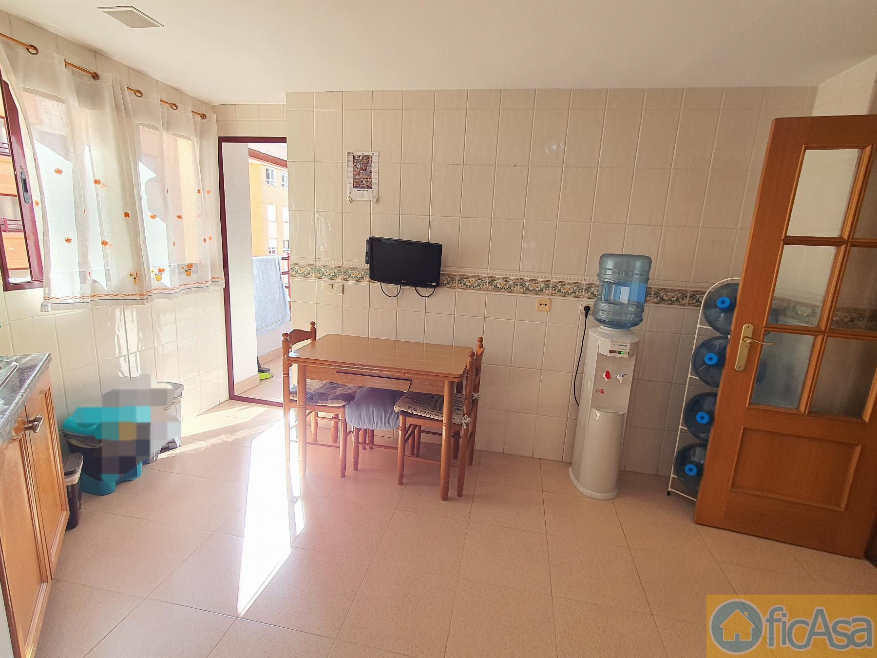 For sale of flat in Castellón