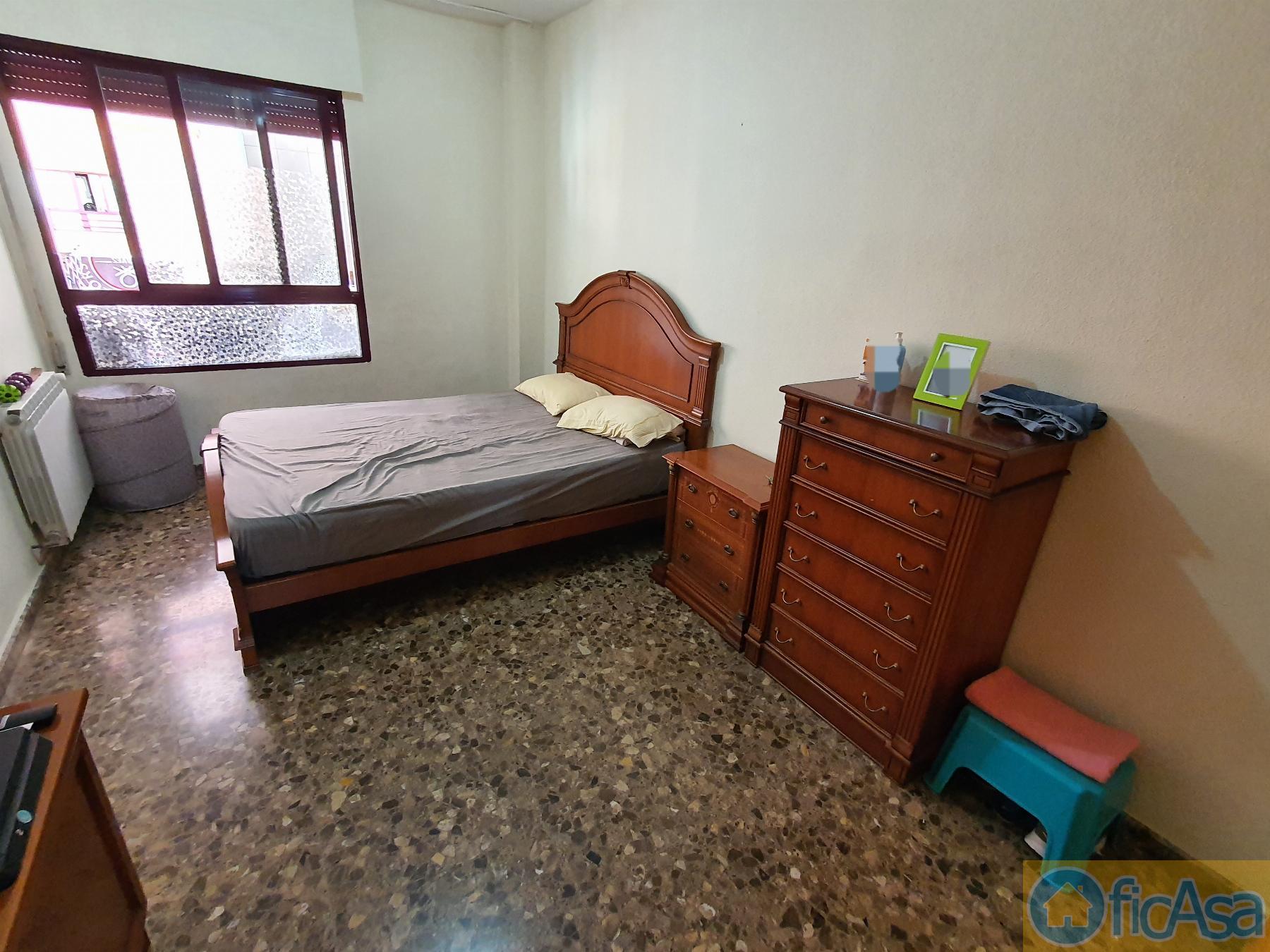 For sale of flat in Castellón