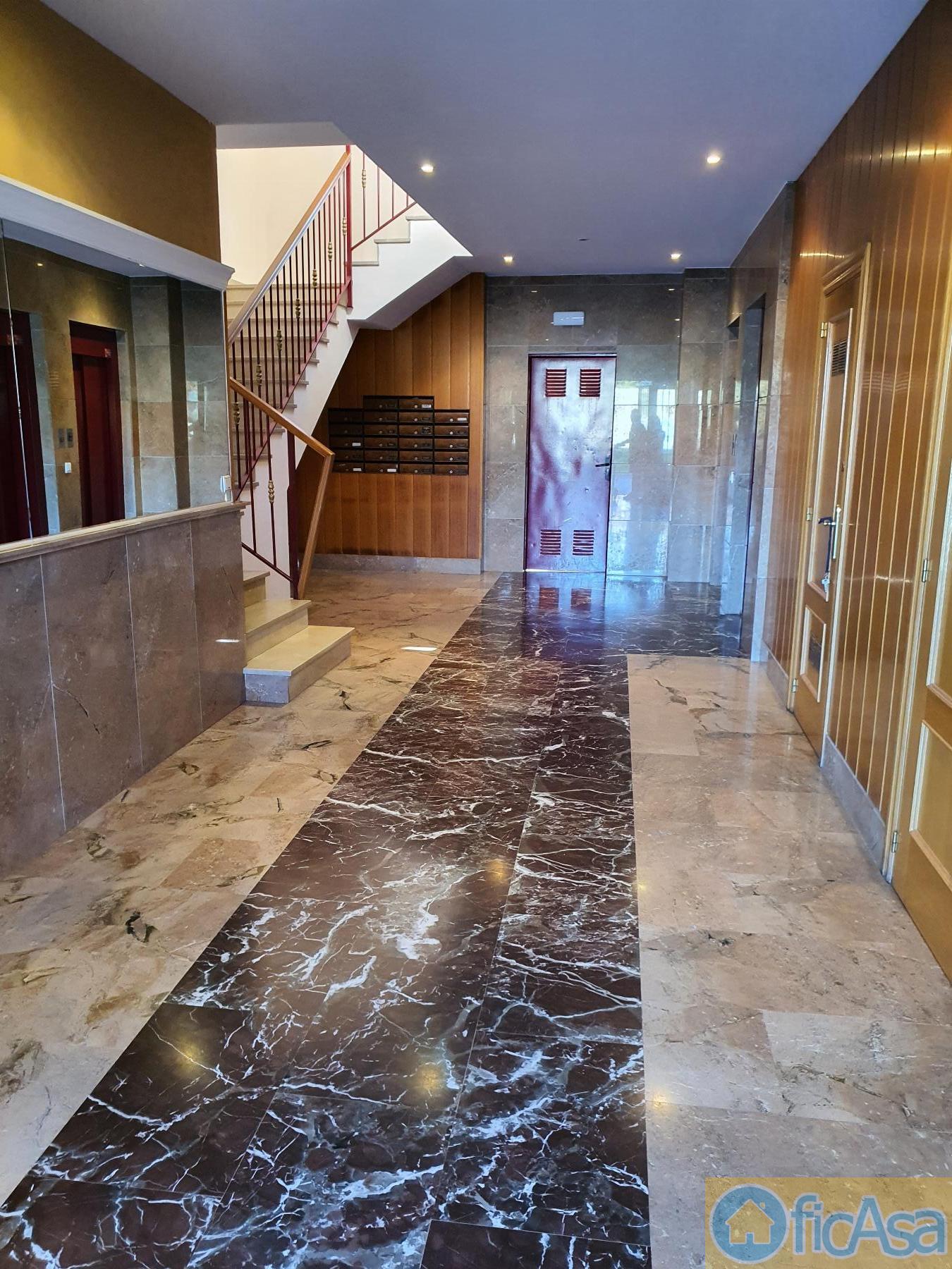 For sale of flat in Castellón