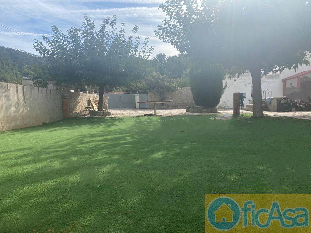 For sale of house in La Pobla Tornesa