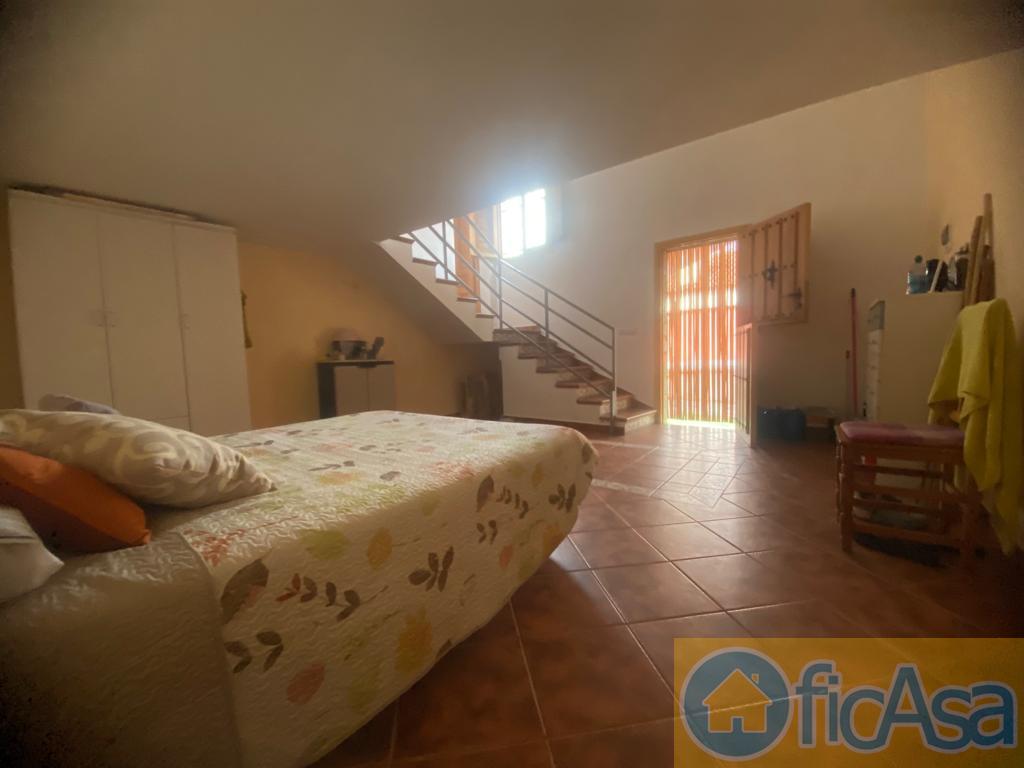 For sale of house in La Pobla Tornesa