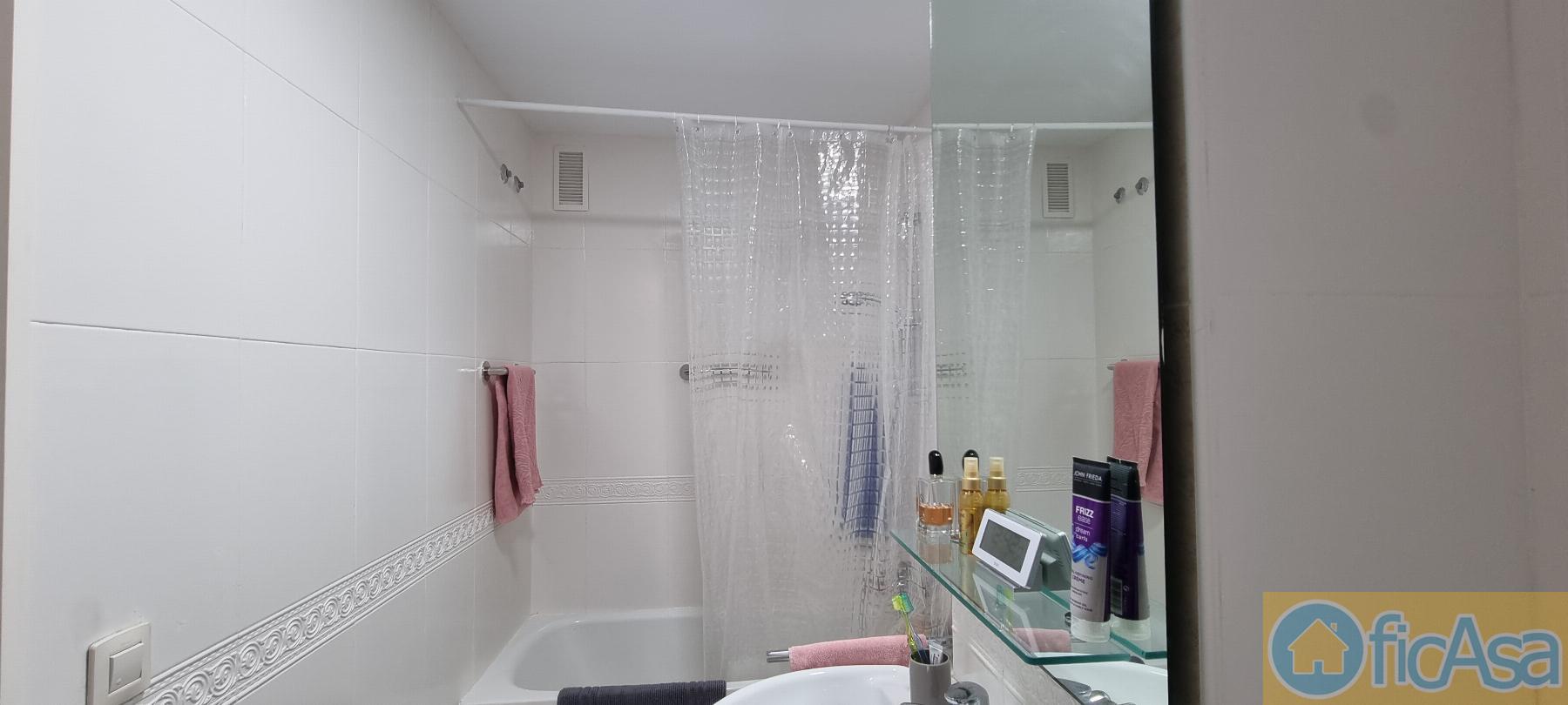 For sale of flat in Castellón