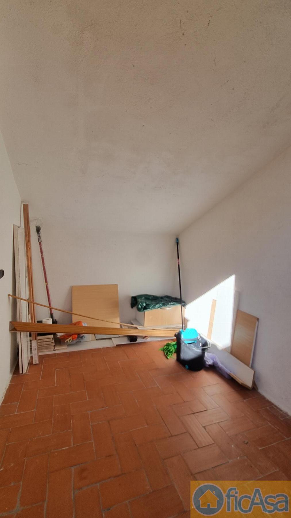 For sale of flat in Castellón