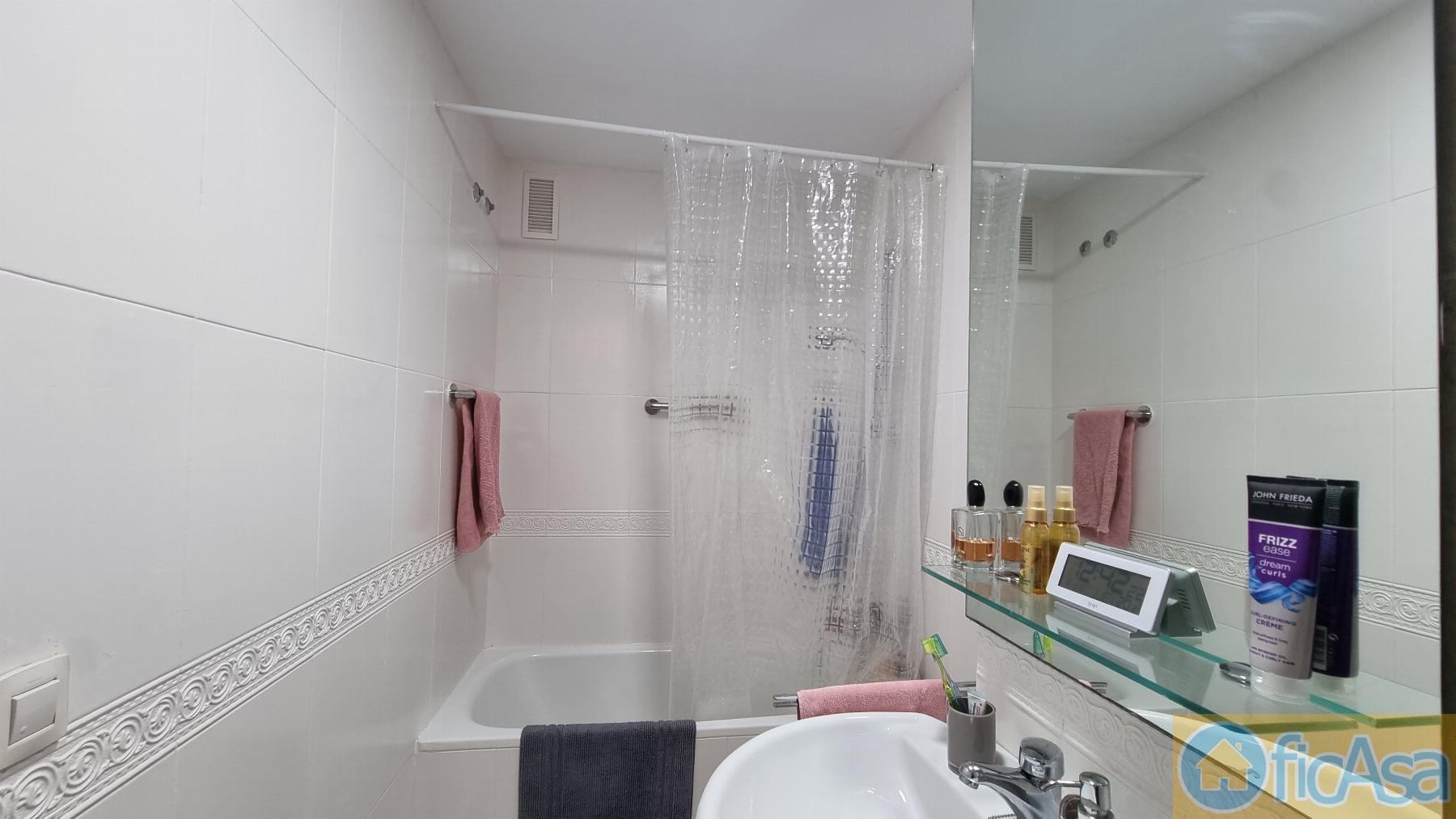 For sale of flat in Castellón