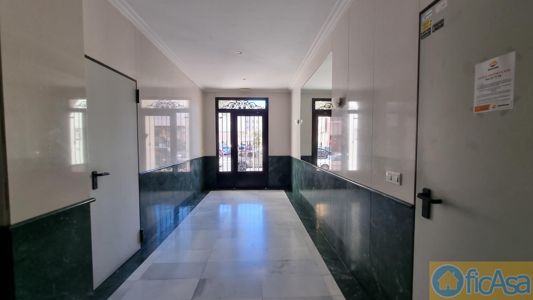 For sale of flat in Castellón