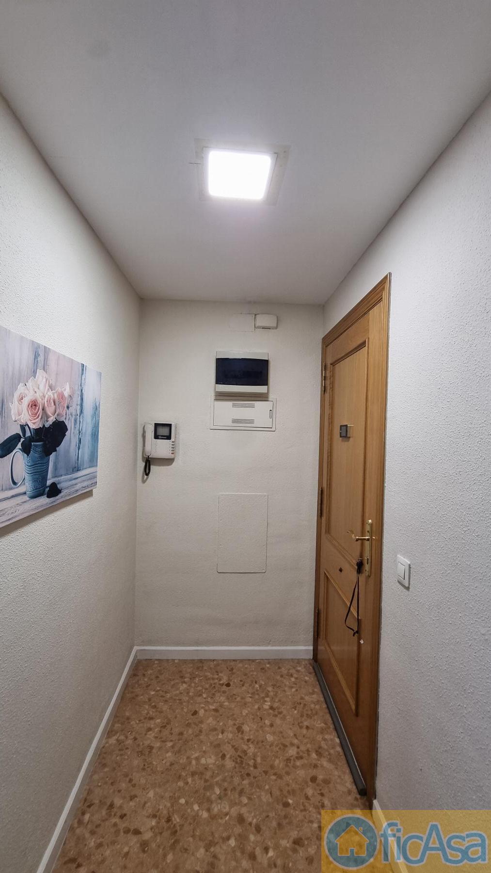 For sale of flat in Castellón