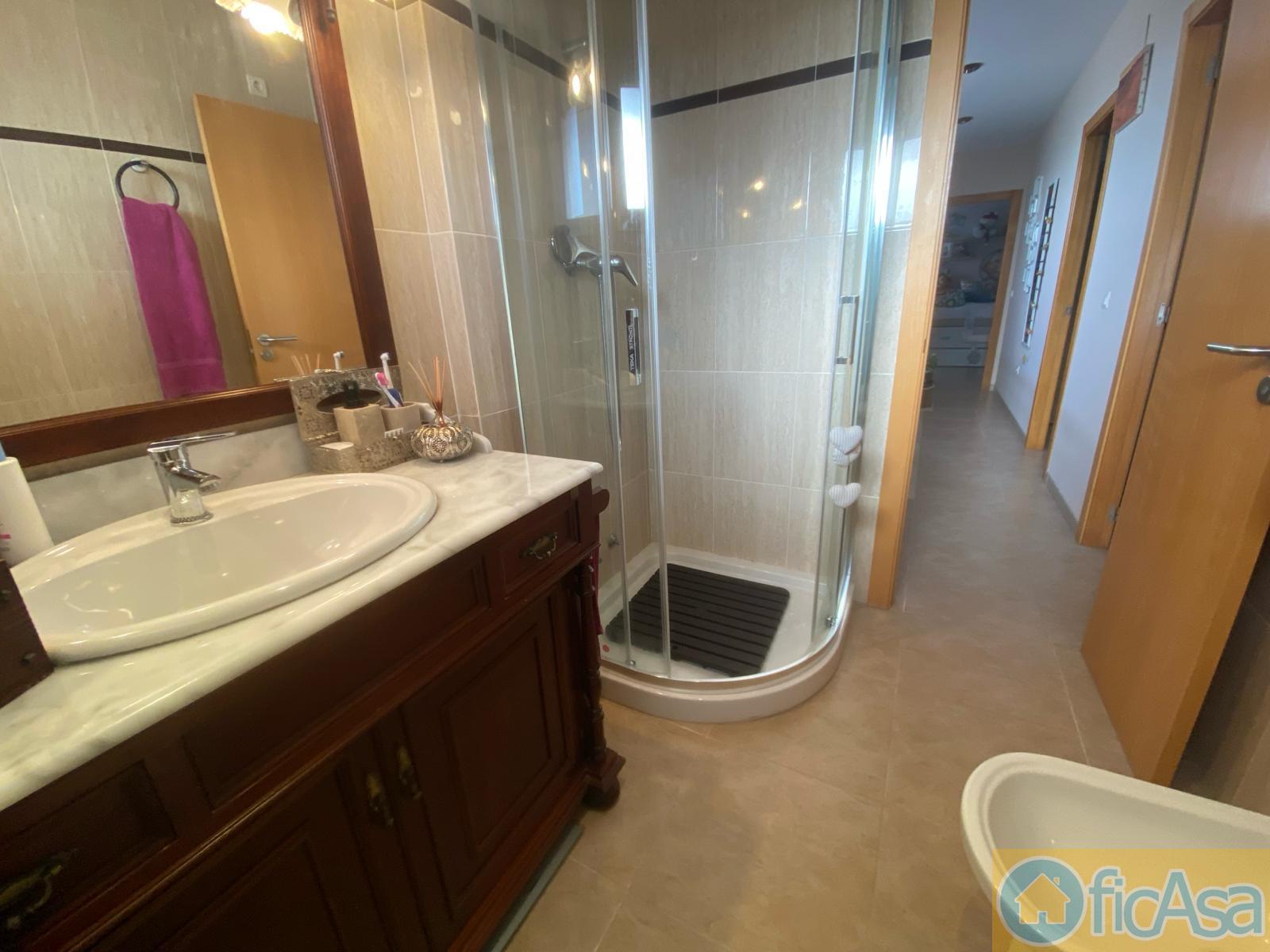 For sale of house in Almazora