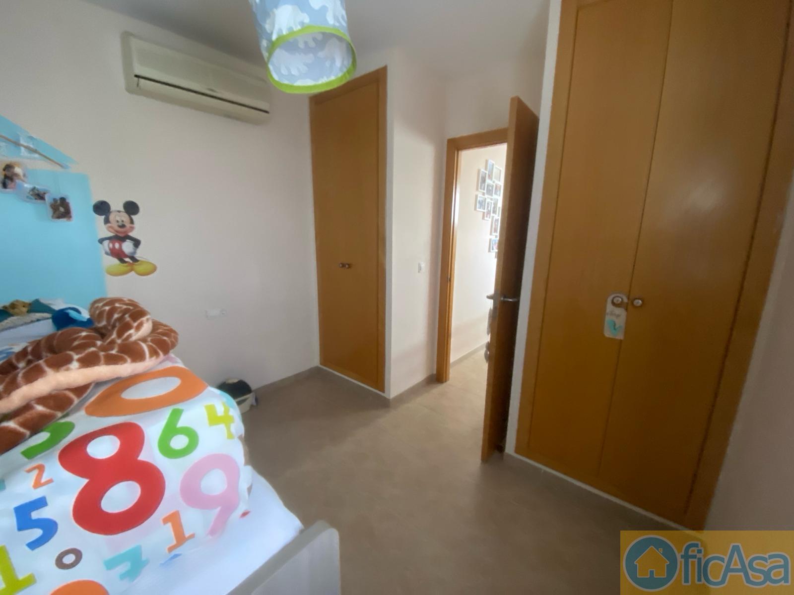 For sale of house in Almazora
