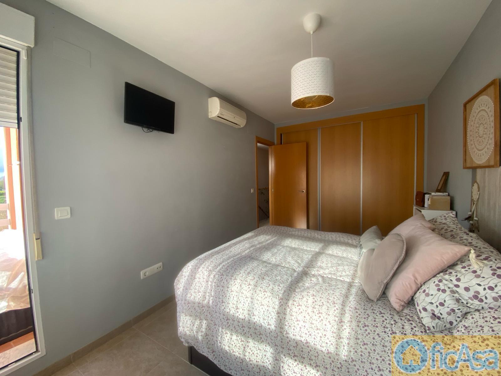 For sale of house in Almazora