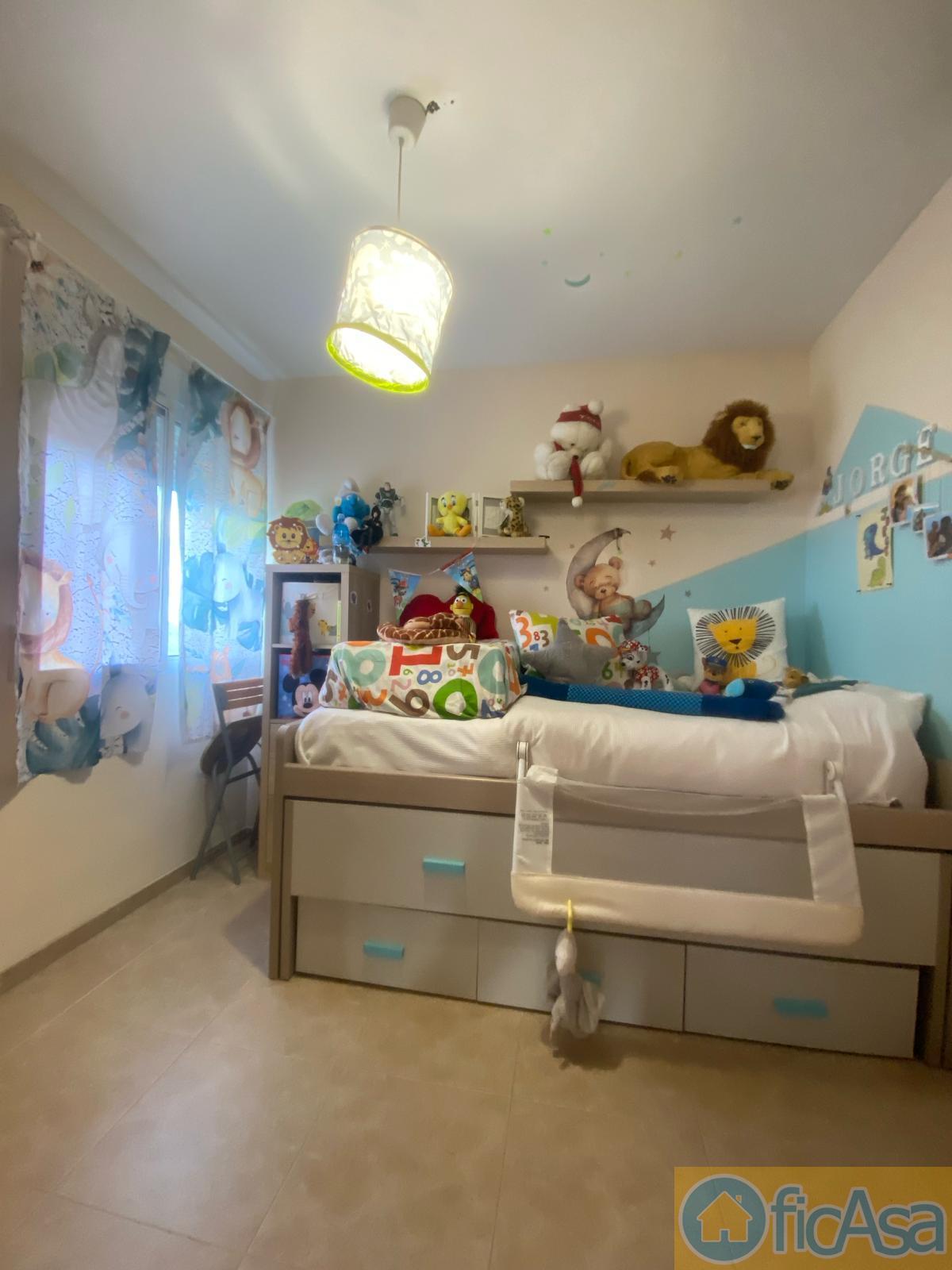 For sale of house in Almazora