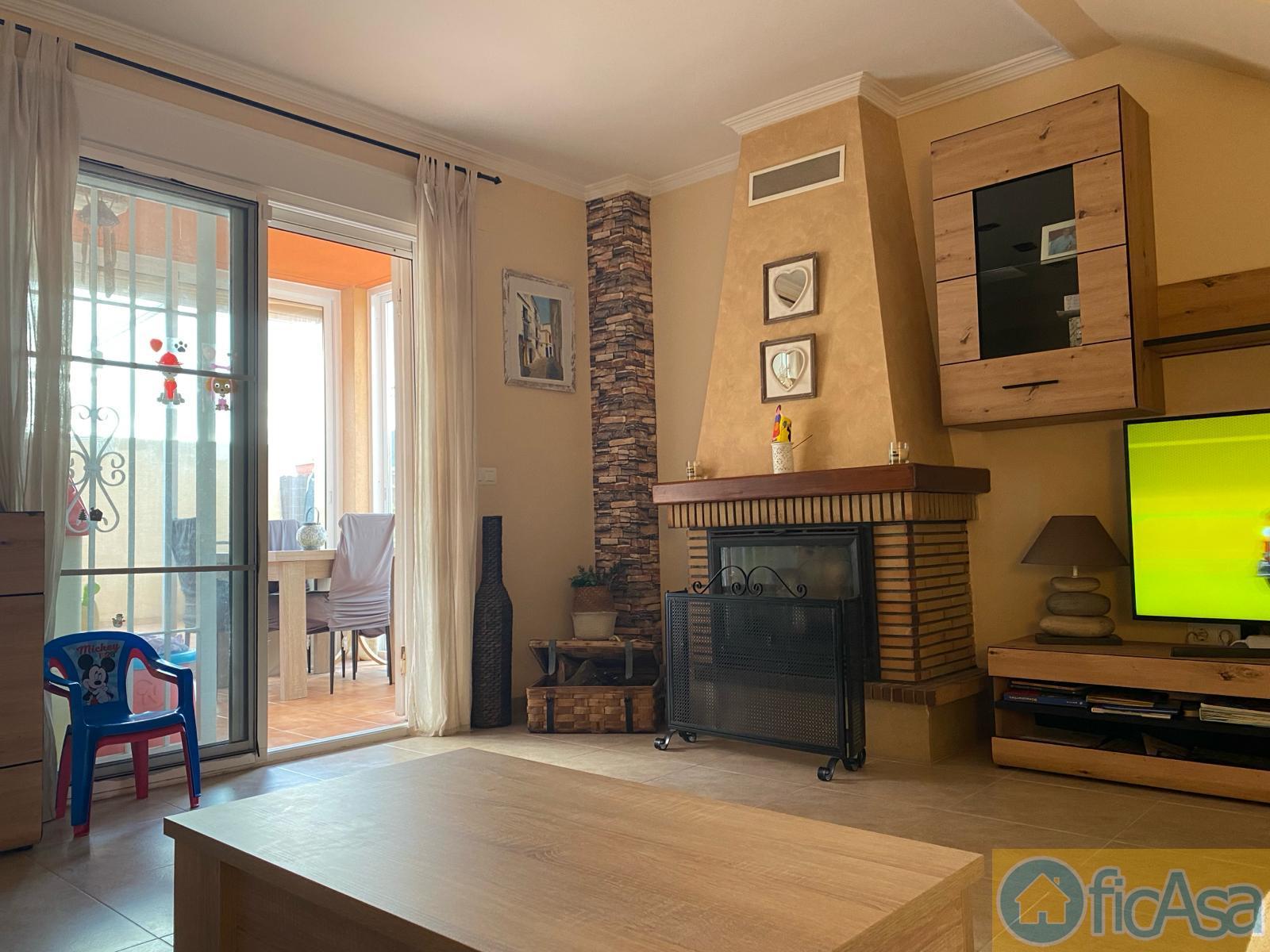 For sale of house in Almazora