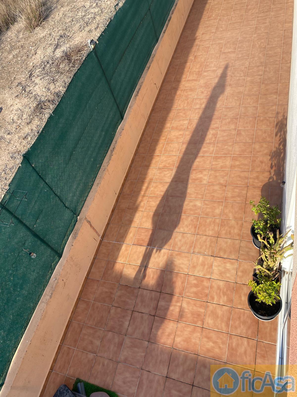 For sale of house in Almazora