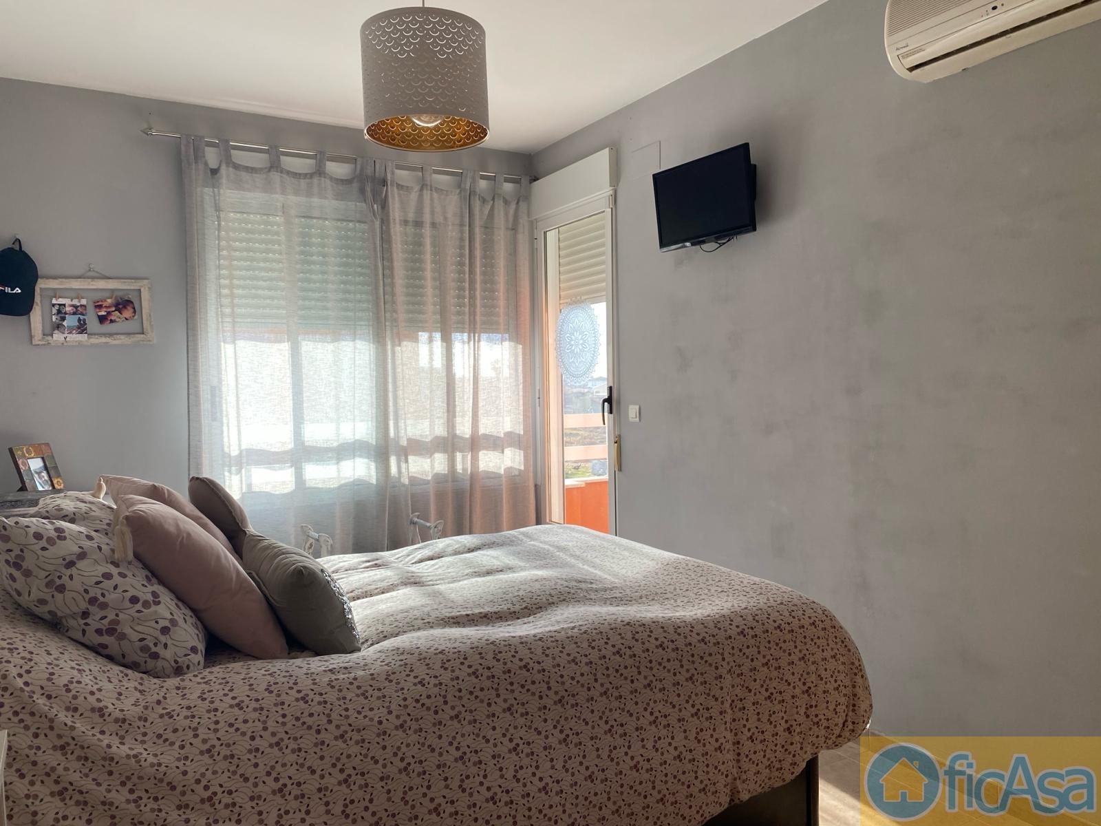 For sale of house in Almazora