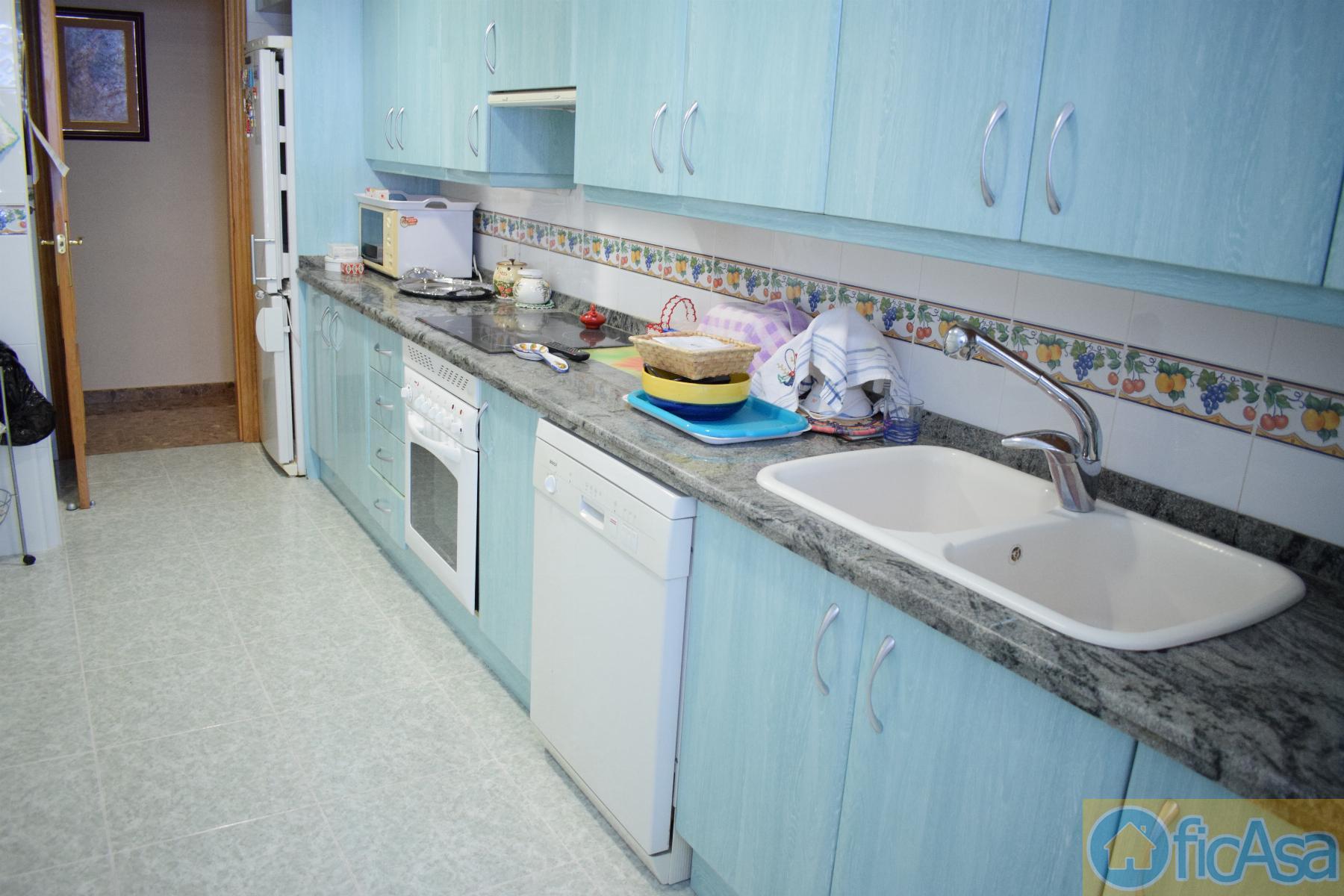 For sale of flat in Castellón