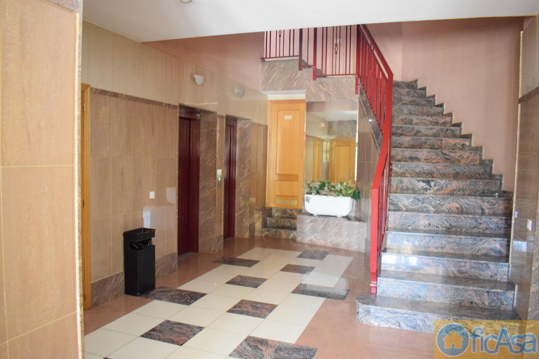 For sale of flat in Castellón