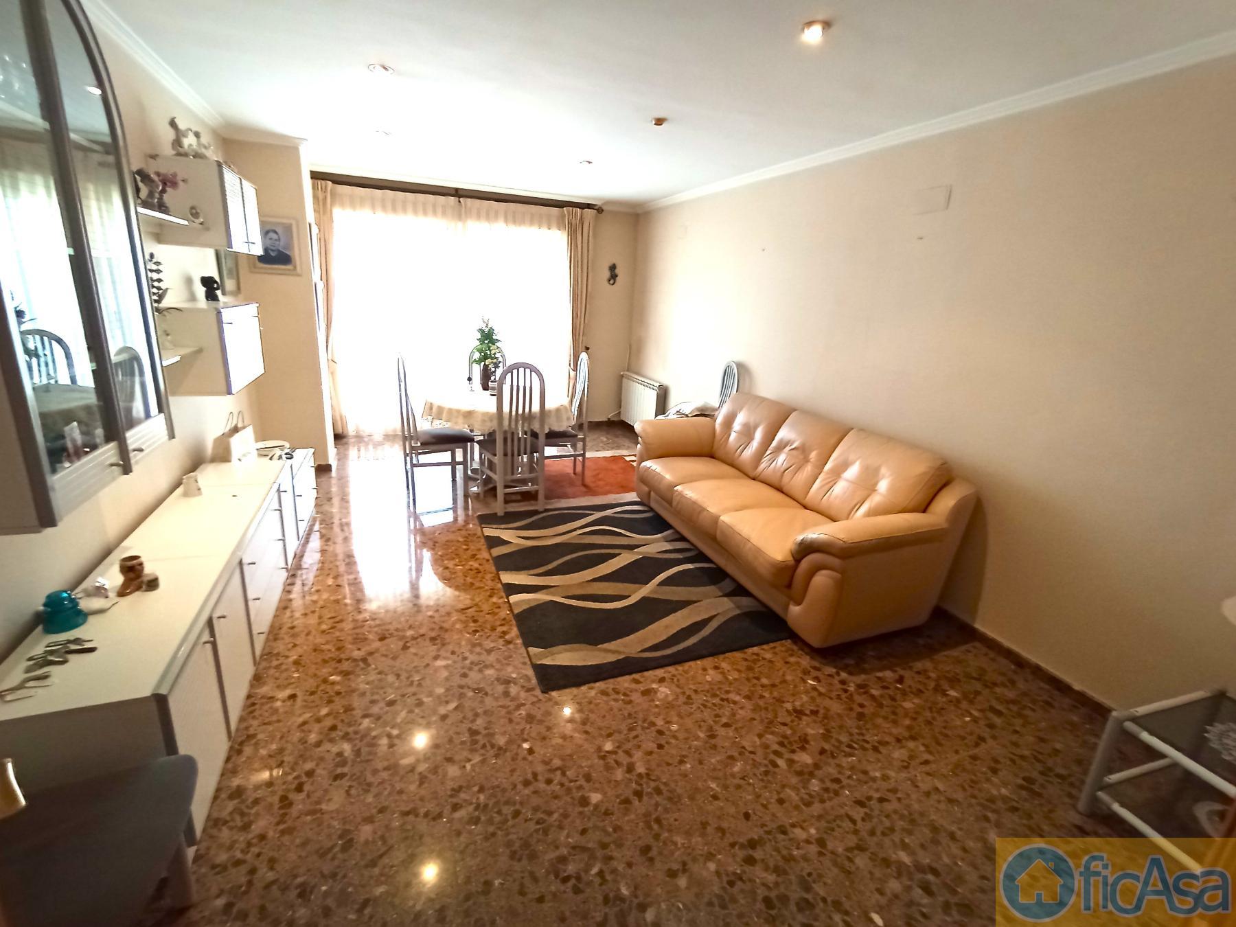 For sale of flat in Castellón