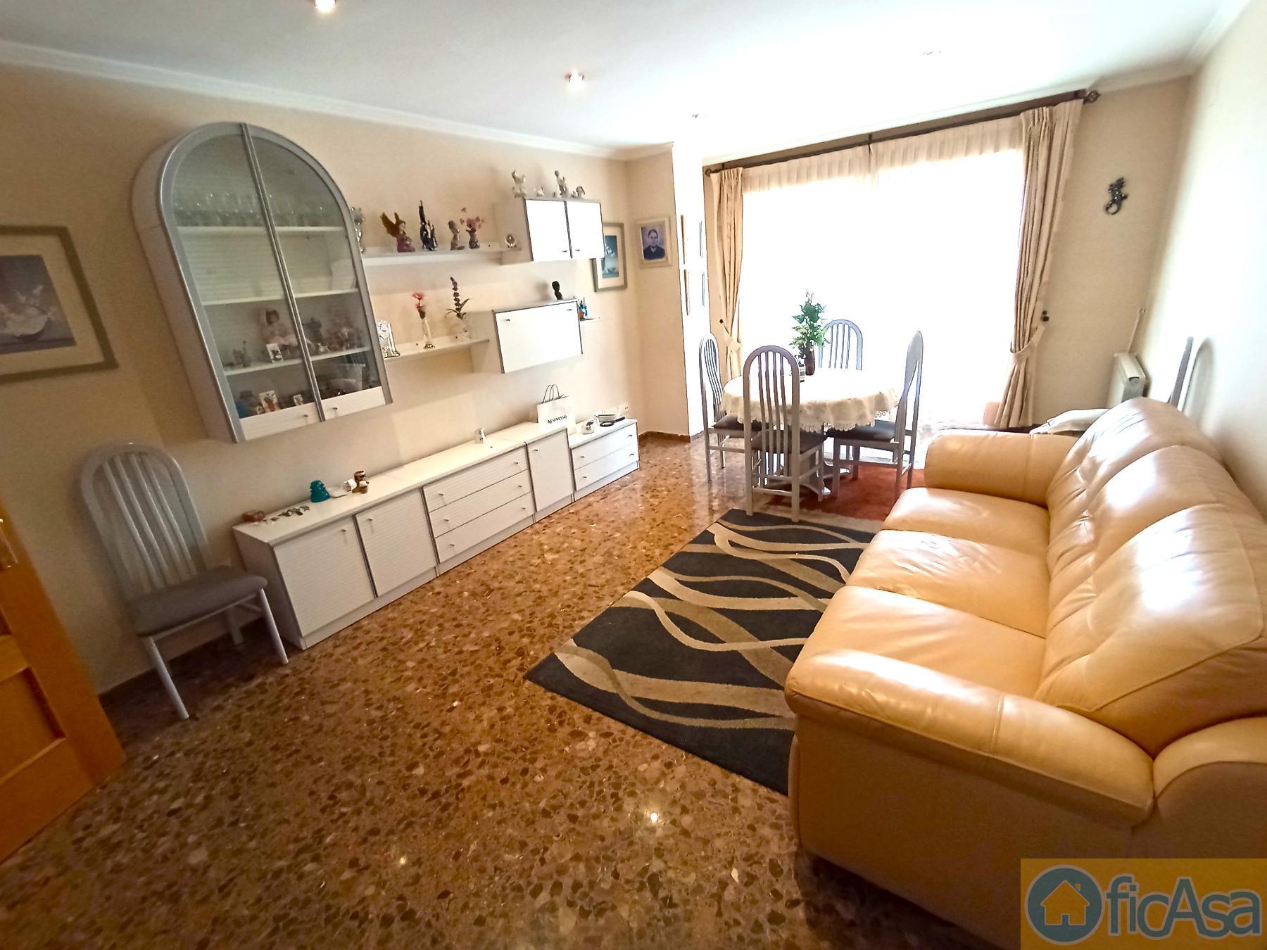 For sale of flat in Castellón