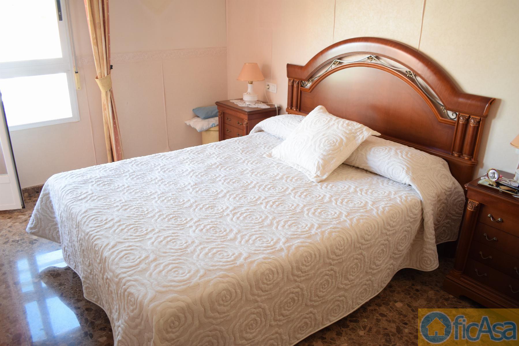 For sale of flat in Castellón